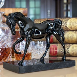 Black Mustang -Ajka Crystal Store Fekete musztang 4